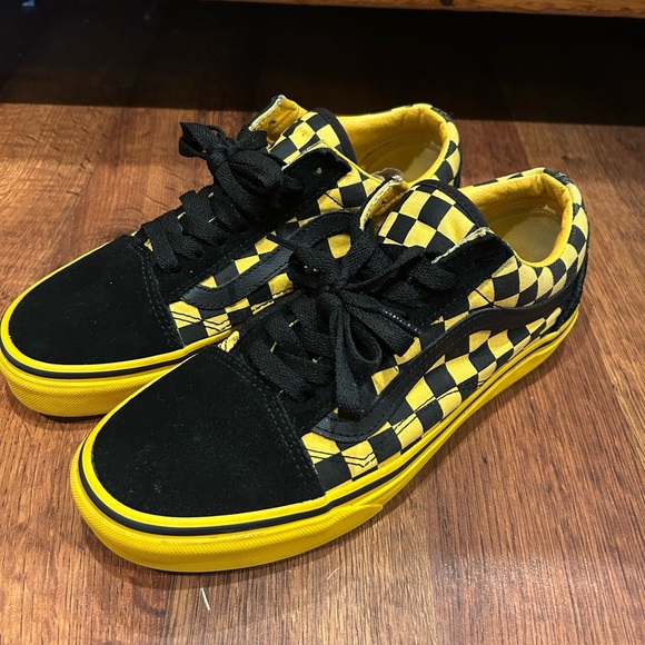 VANS Old School Checkerboard Shoes Yellow and Black Men’s 7 Women’s 8.5 - Picture 1 of 7